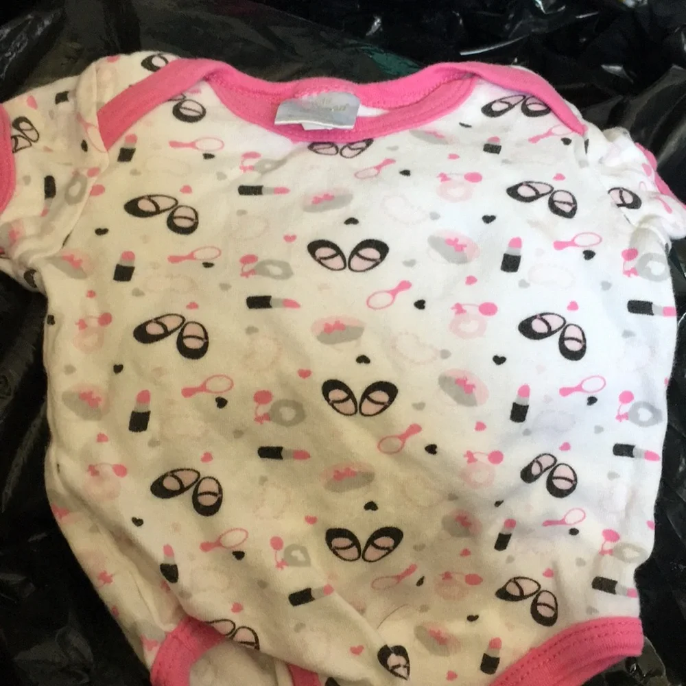 FINAL MARKDOWN Sandy & Simon one piece 0-3 month